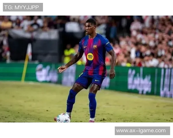 意大利球员在巴萨表现不佳引探讨